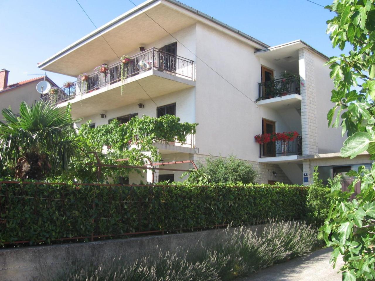 Apartment Vucko 6 Pax 茨里克韦尼察 外观 照片